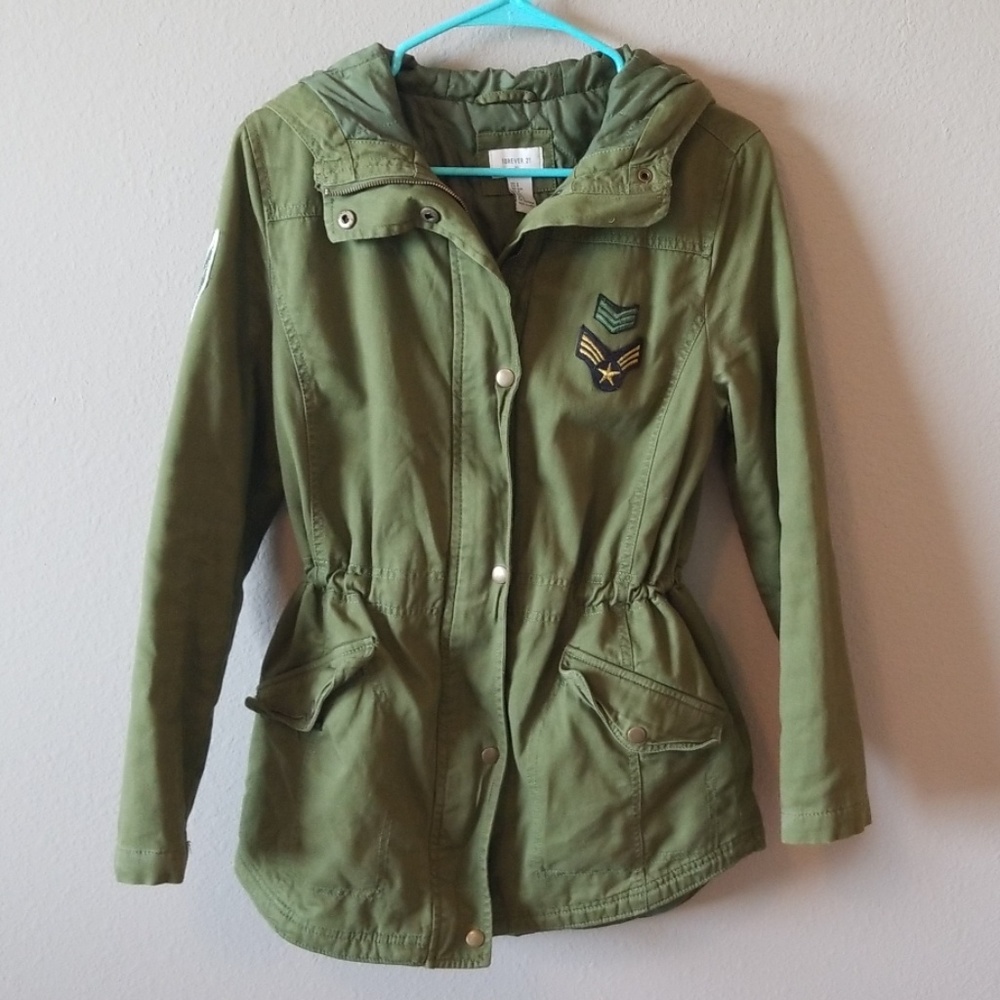 Forever 21 olive green army jacket w hood